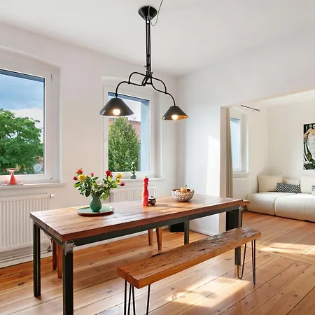 Atelier Apartment
